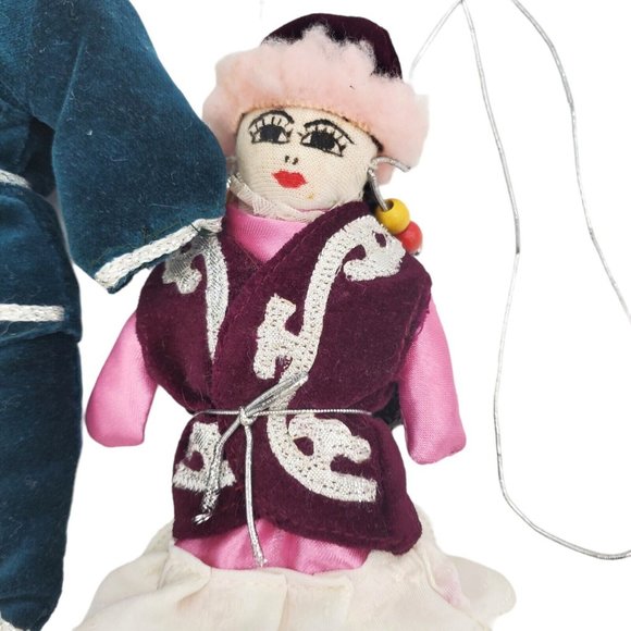 East European Cloth Folkk‎ Dolls Set Of  2 Collectibles Boy & Girl Vtg Velvet - Picture 3 of 6